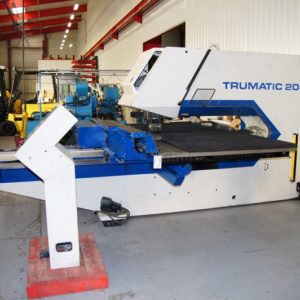 Poinçonneuse à CNC