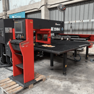 POINCONNEUSE CNC AMADA AE-2510